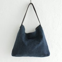 22オンス帆布と本牛革ショルダーのスクエアバッグ Nueng（ヌン）