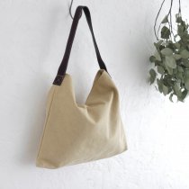 【再入荷/送料無料】22オンス帆布と本牛革ショルダーのスクエアバッグ ヌン Nueng（ライトベージュ）