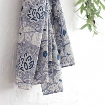 木版染め ブロックプリント フリークロス マルチカバー （ボタニカル/ブルーグレー）