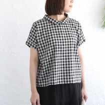 リネン混 小さな襟の後ろボタンプルオーバーブラウス （ブラック×オフホワイトギンガムチェック）