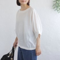 【6/23頃入荷待ち・送料無料】ドルマンプルオーバー 東炊きラミー麻100％（オフホワイト）TP51