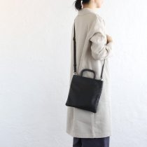 【送料無料】大人のサコッシュ 本牛革 『2wayレザーショルダーバッグ Square/L』 大きいサイズ （ブラック）